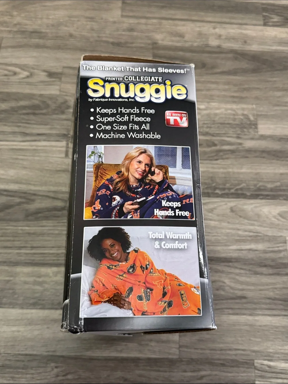 Alabama Printed Collegiate Snuggie with sleeves new in the original box